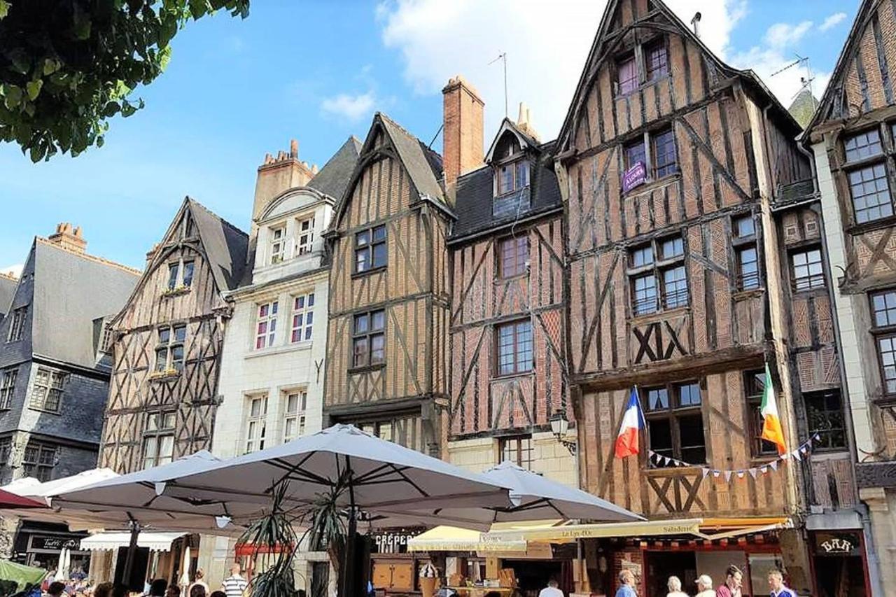 Appartement De Charme Au Coeur Du Centre Historique Tours Exterior foto